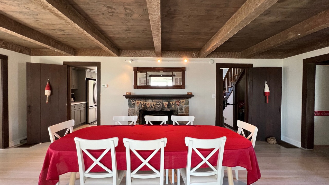 Photo of Livingroom in Cutchogue