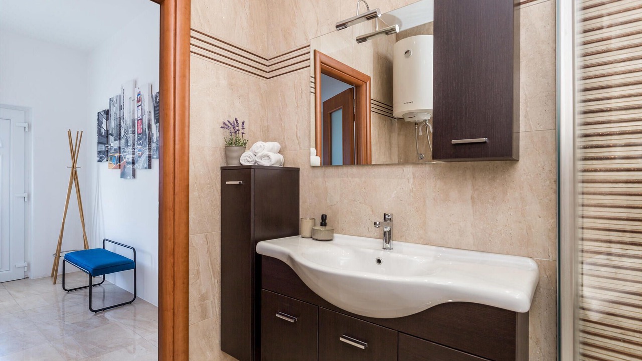 Photo of Bathroom in Rubesi