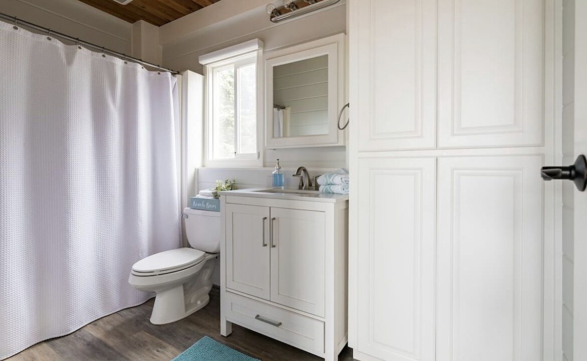 Photo of Bathroom in Kiwanda Shores
