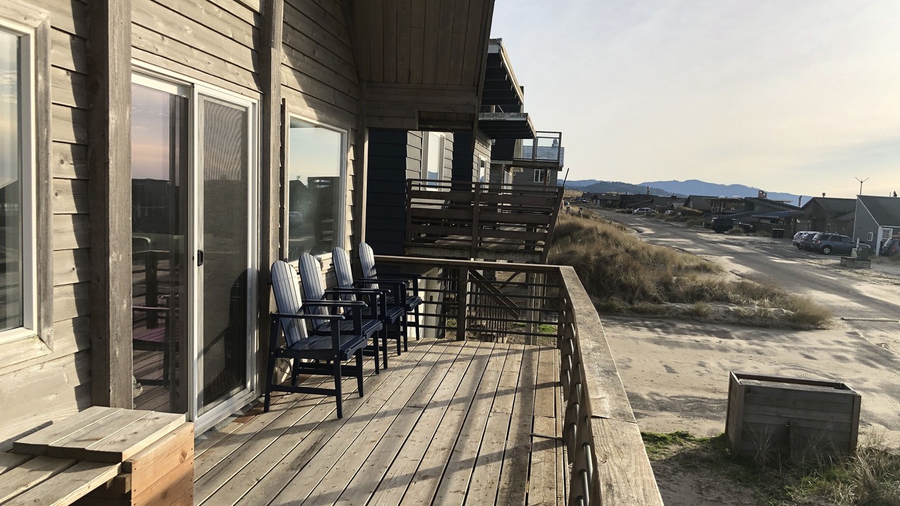 Photo of Patio Balcony in Kiwanda Shores