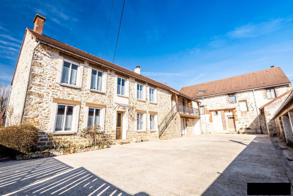 Photo of Outdoor in Leuvrigny