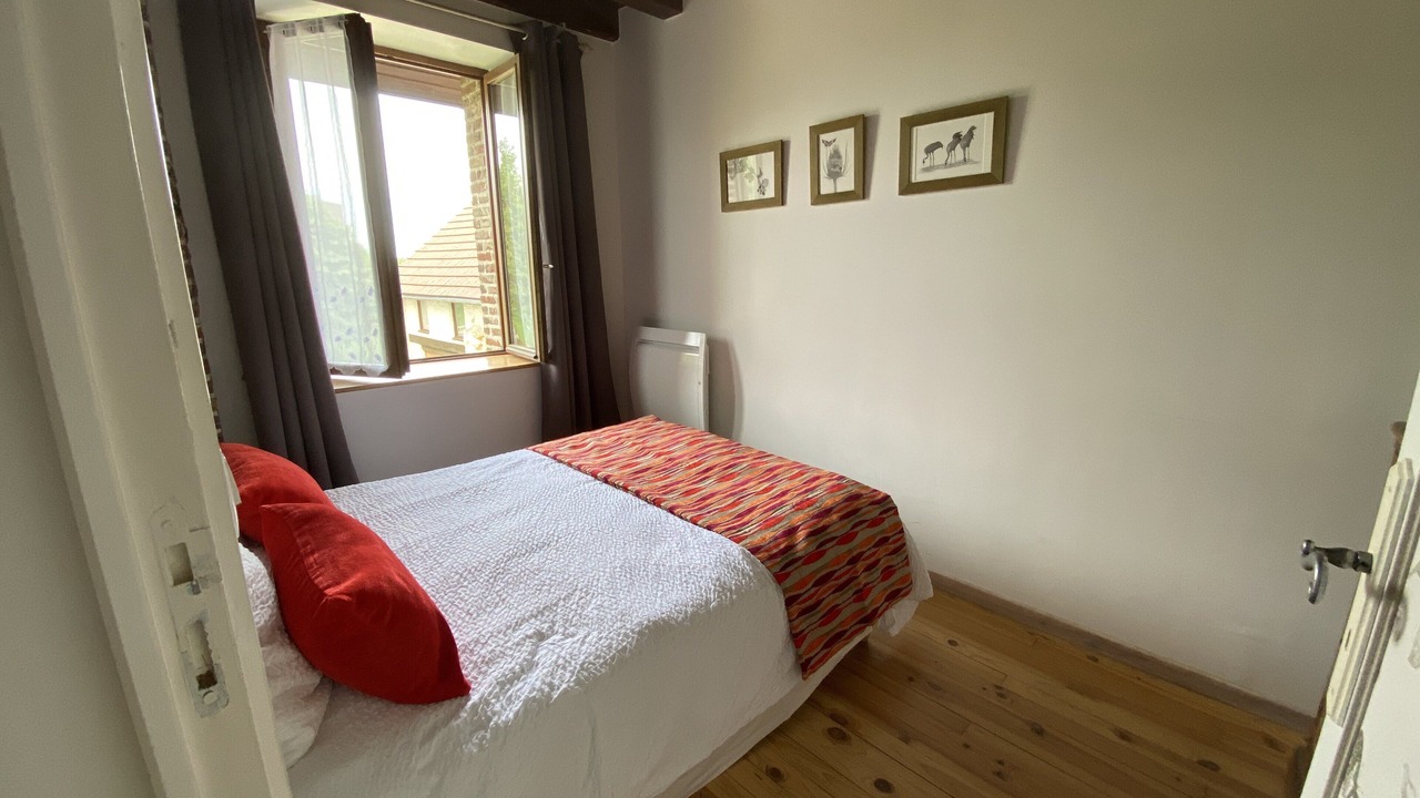 Photo of Bedroom in Leuvrigny