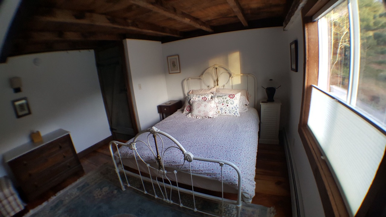 Photo of Bedroom in Canaan