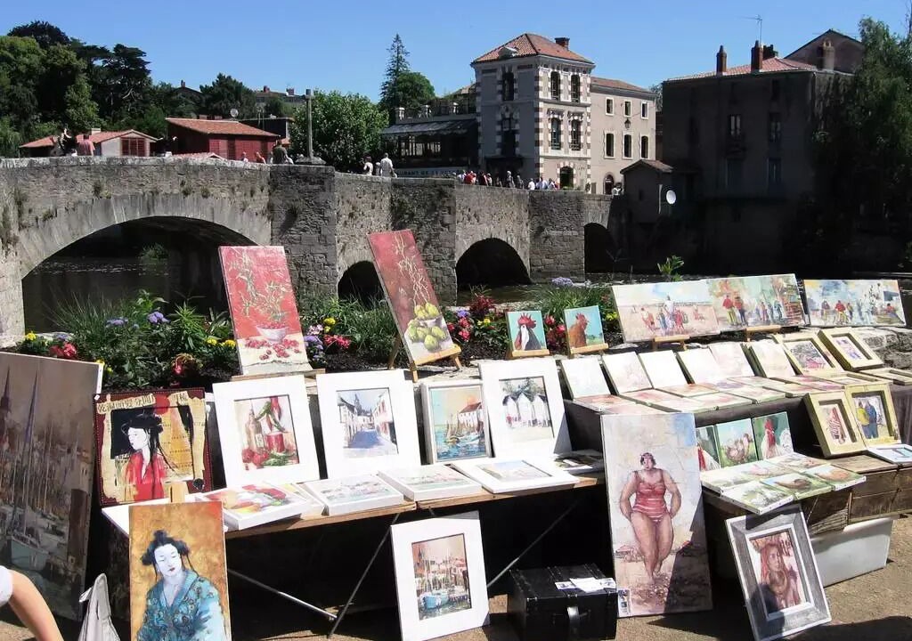 Photo of Others in Clisson