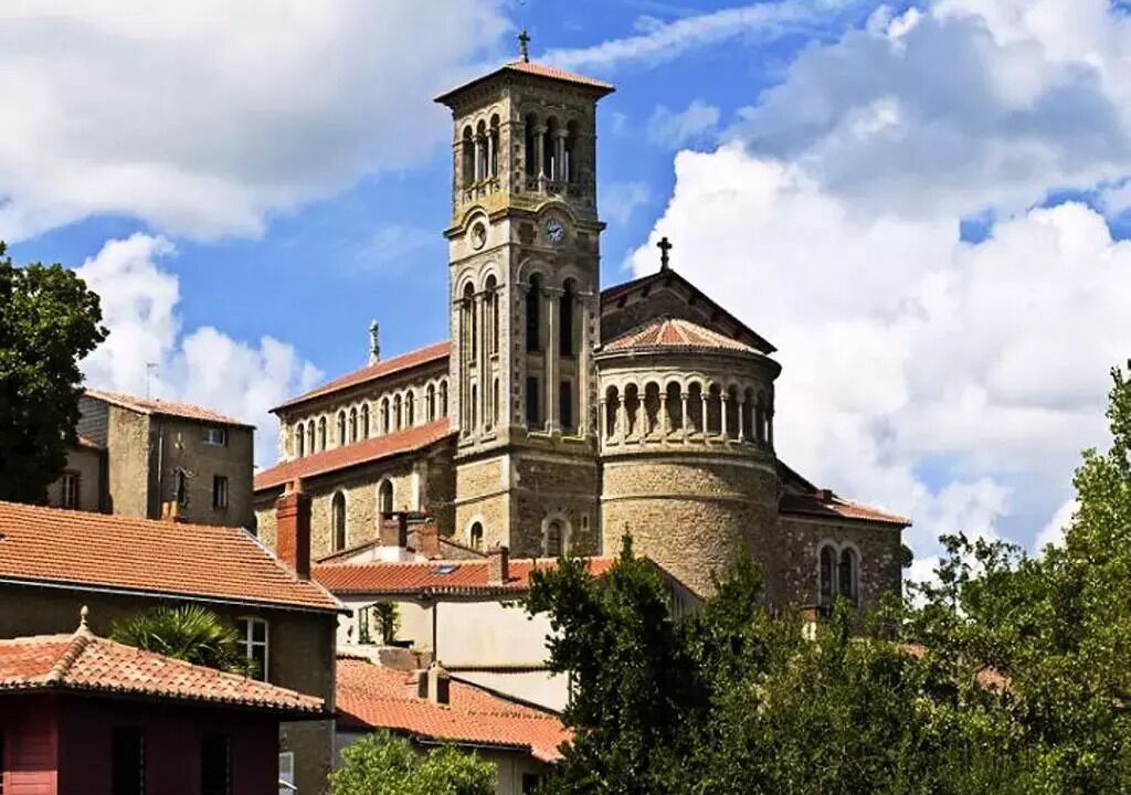 Photo of Others in Clisson