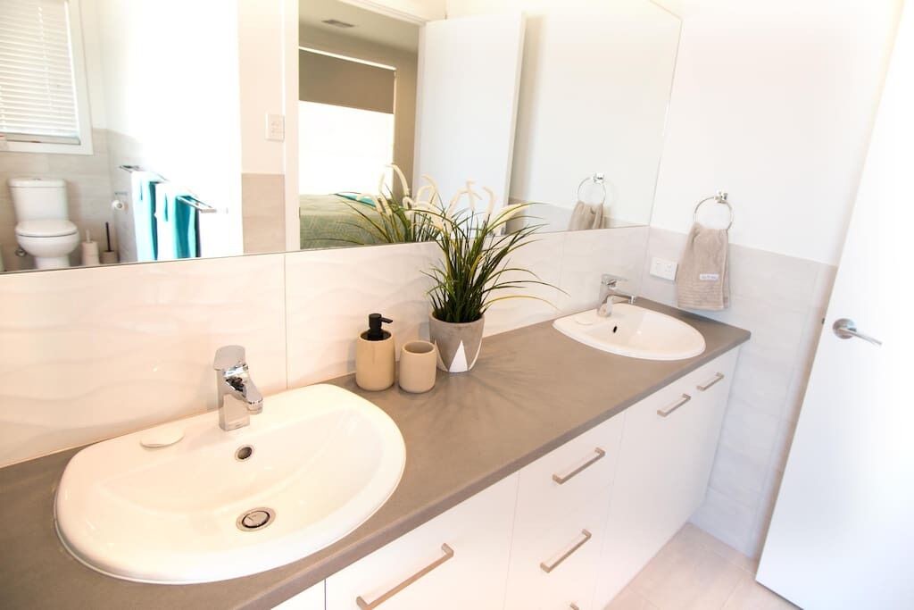 Photo of Bathroom in Seymour