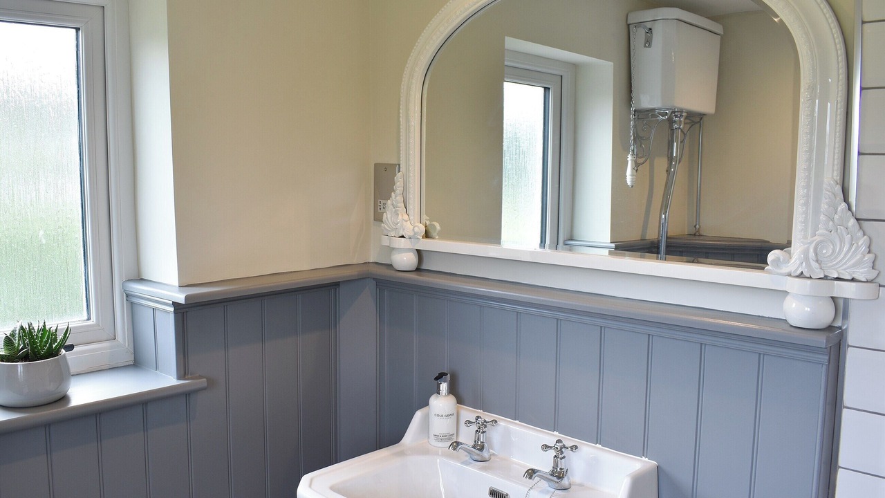 Photo of Bathroom in Pooley Bridge