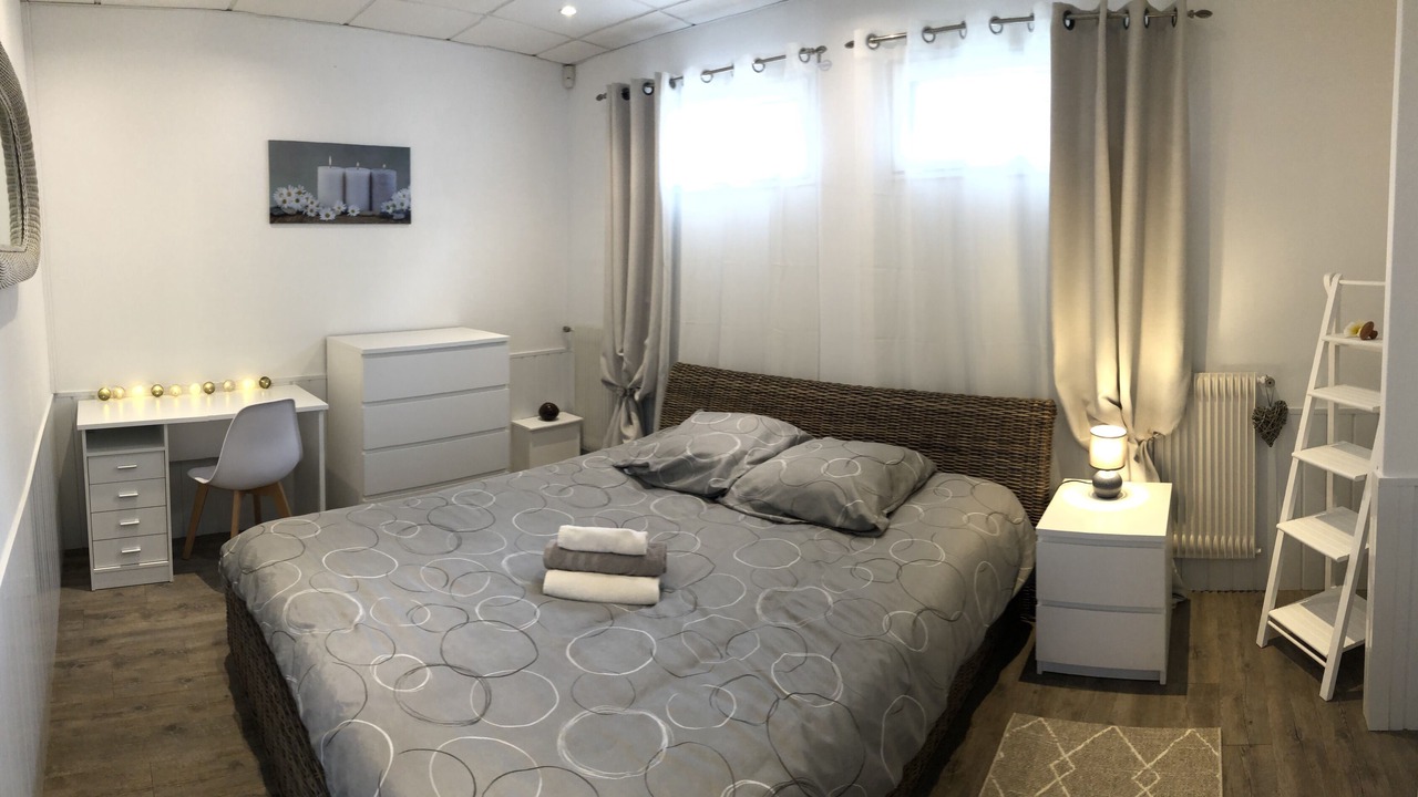 Photo of Bedroom in St-Andre-de-l'Eure