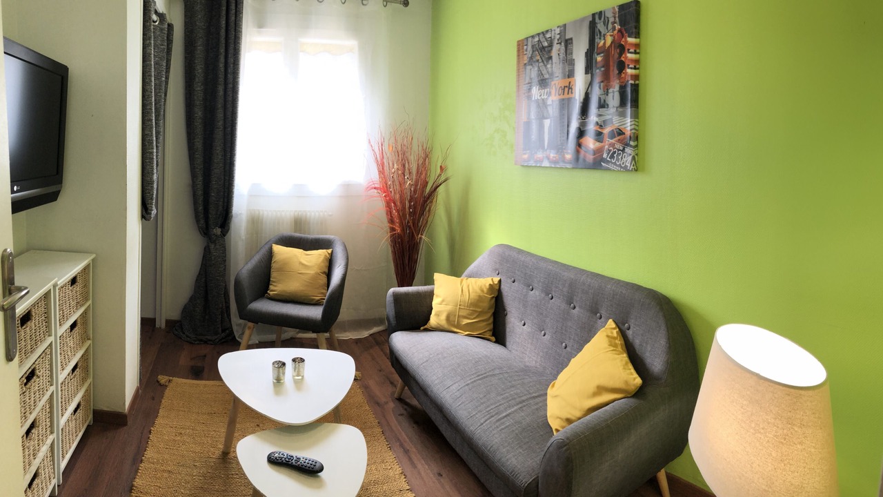 Photo of Livingroom in St-Andre-de-l'Eure
