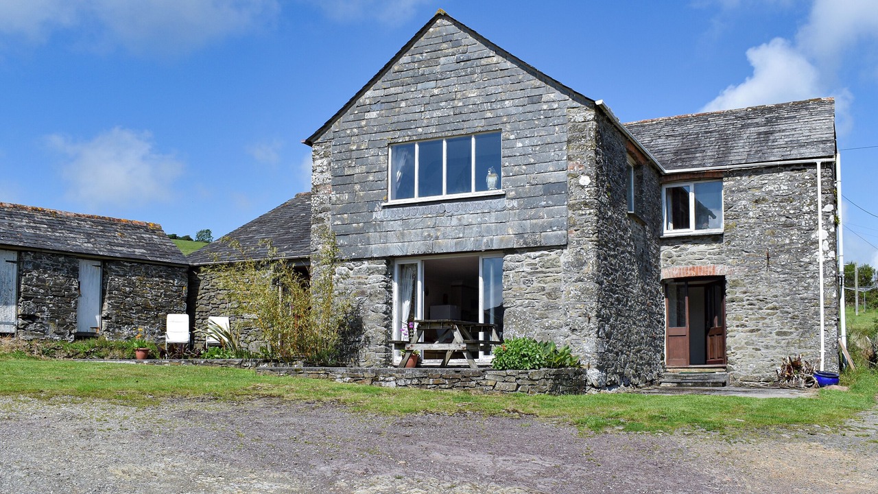 Photo of Others in Saint Kew