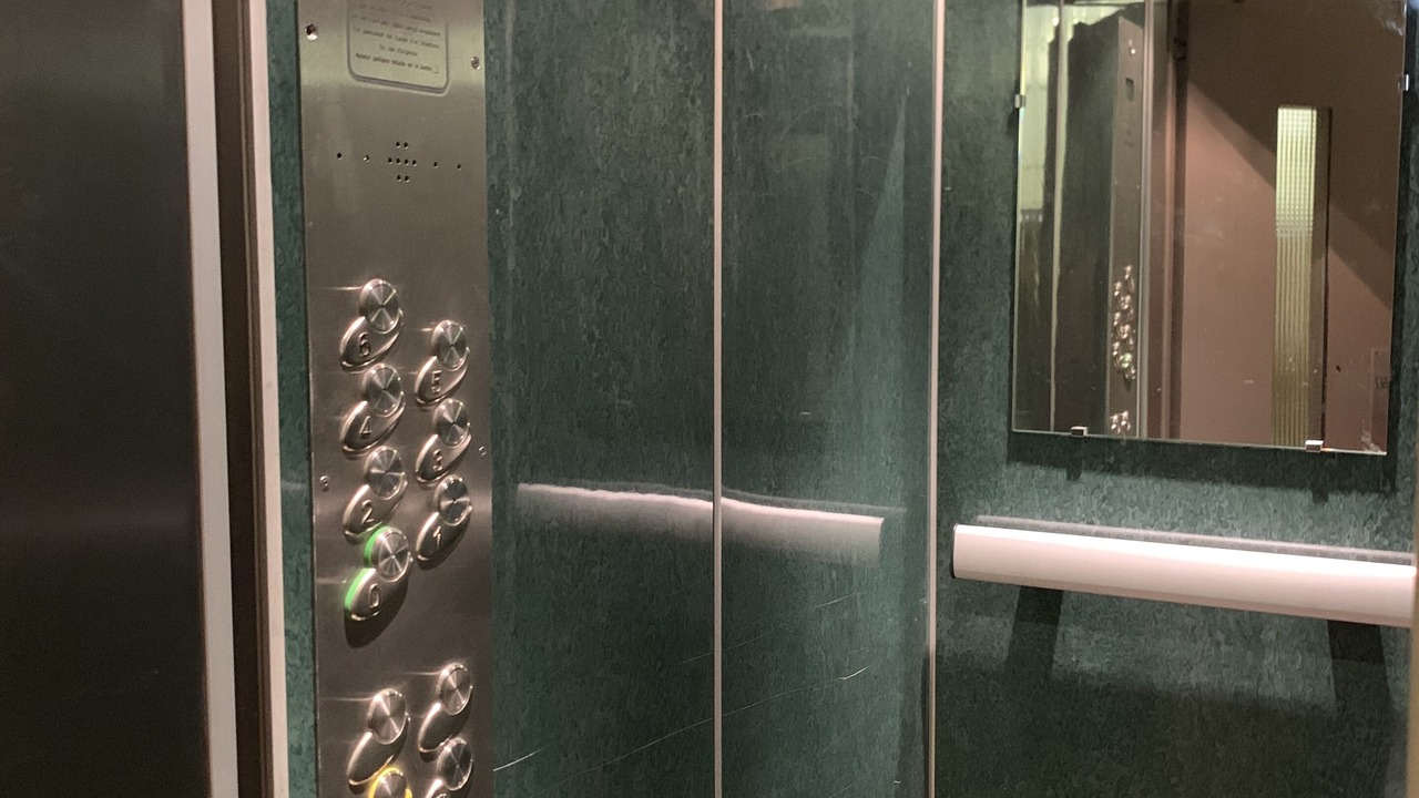 Photo of Others in Terreaux - Bat d'argent