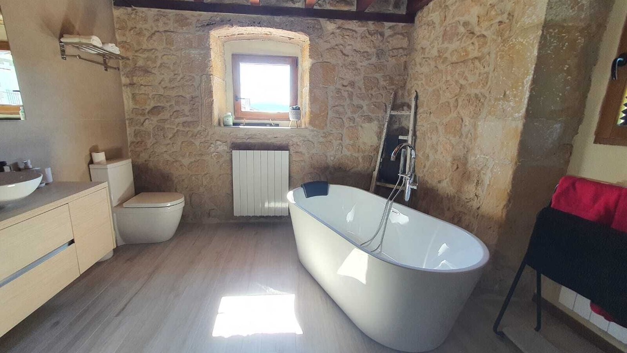 Photo of Bathroom in Villacomparada de Rueda