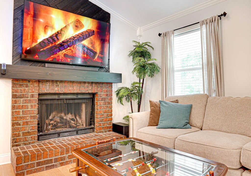 Photo of Livingroom in Lawrenceville