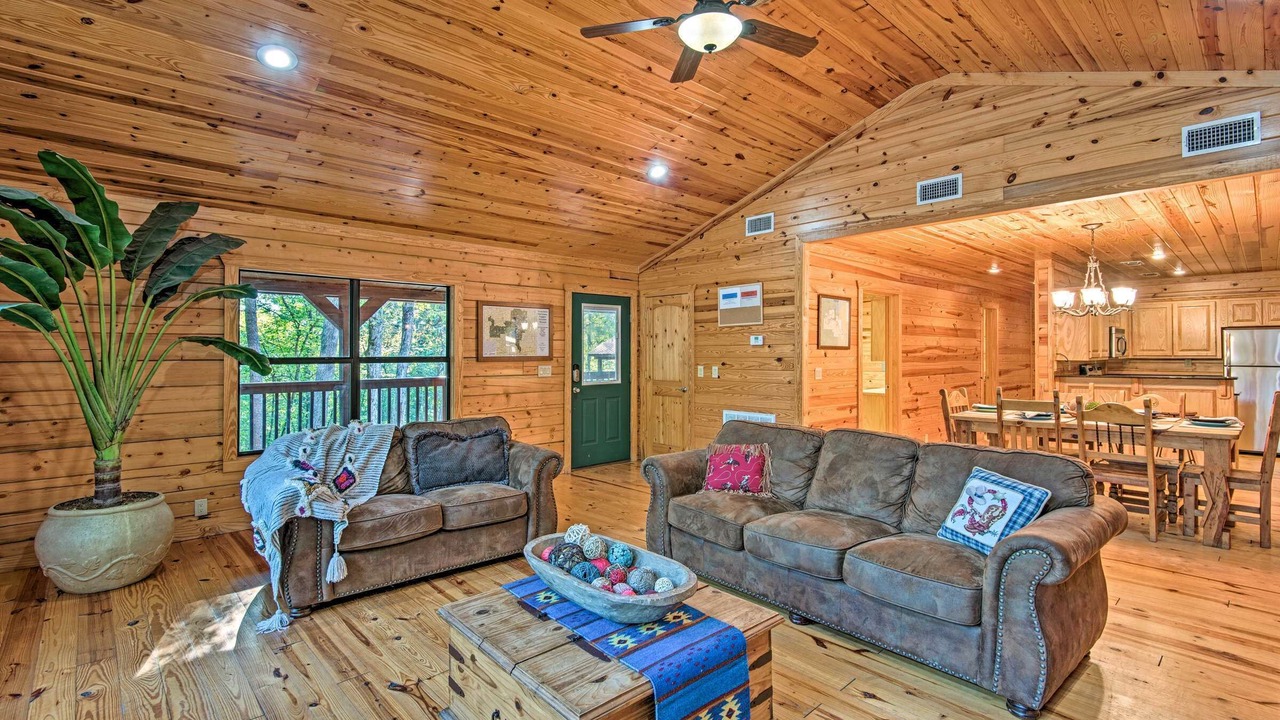 Photo of Livingroom in Golden