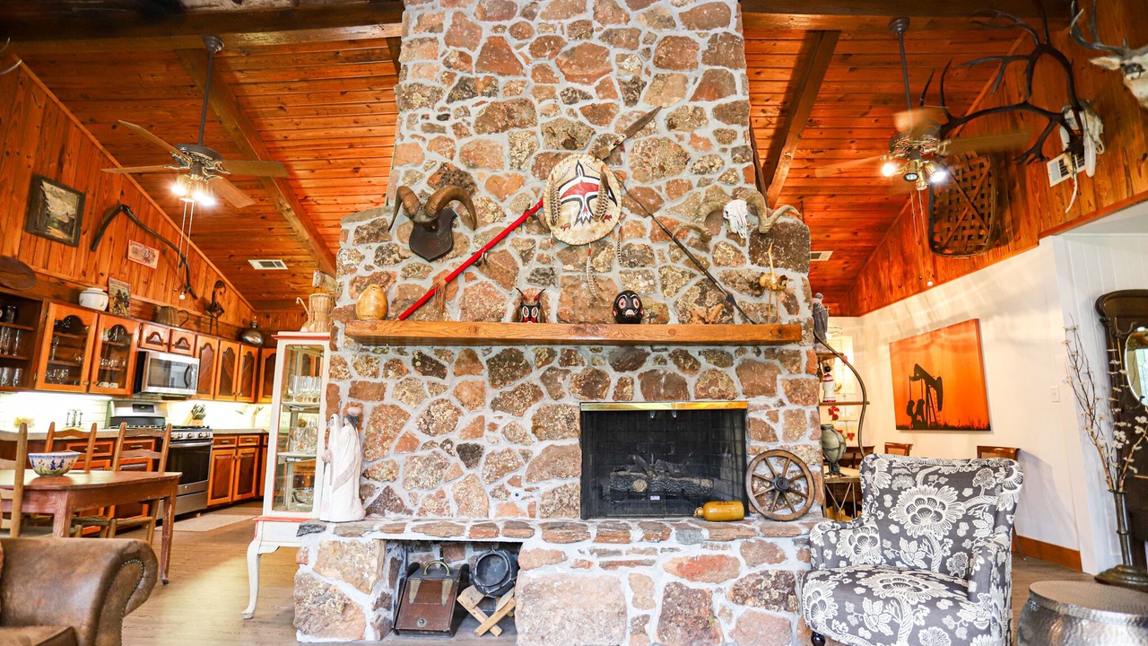 Photo of Livingroom in La Grange