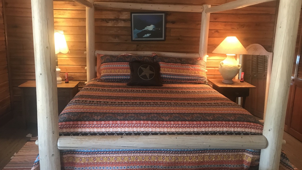 Photo of Bedroom in La Grange