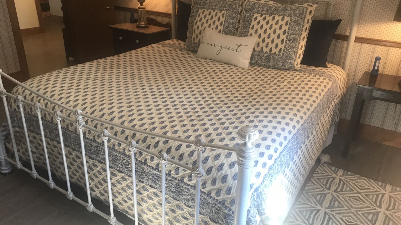 Photo of Bedroom in La Grange