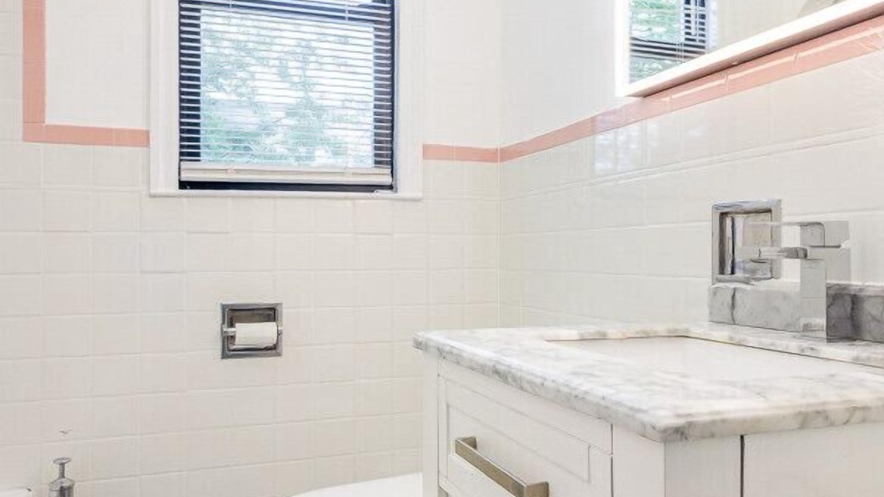 Photo of Bathroom in East New York