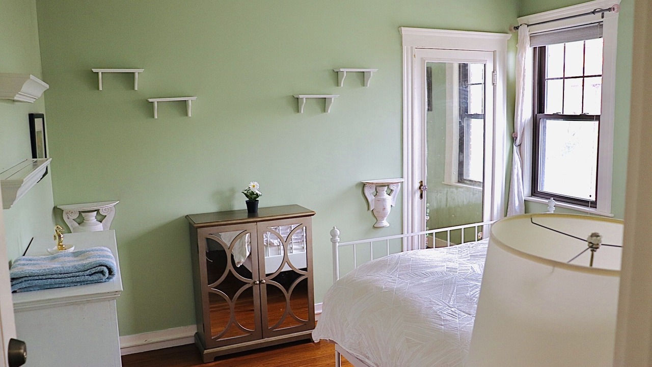 Photo of Bedroom in Oak Square