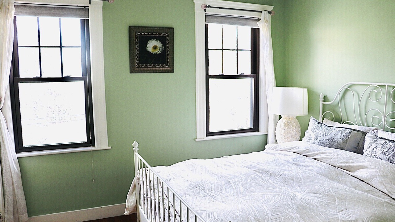 Photo of Bedroom in Oak Square