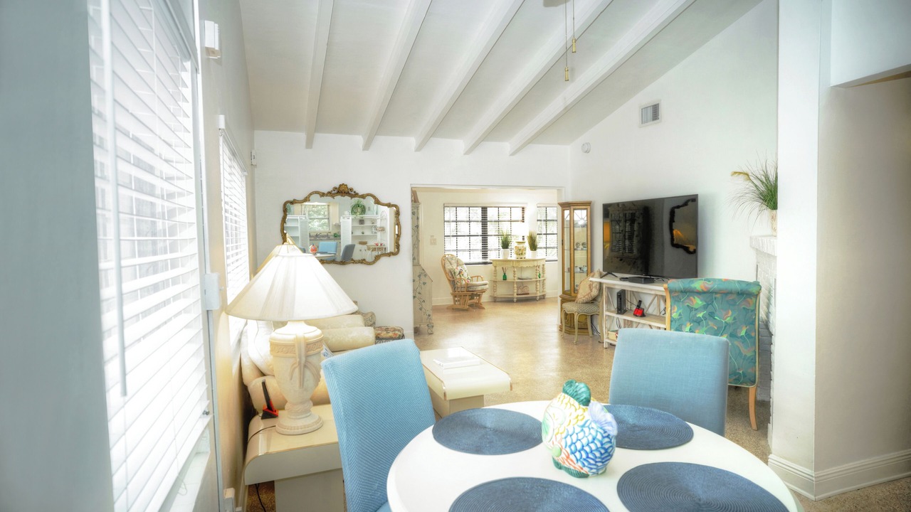 Photo of Others in Lauderdale Beach