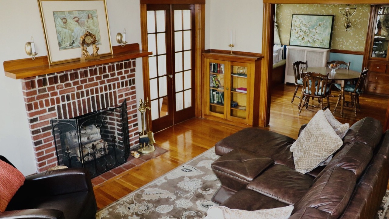 Photo of Livingroom in Oak Square