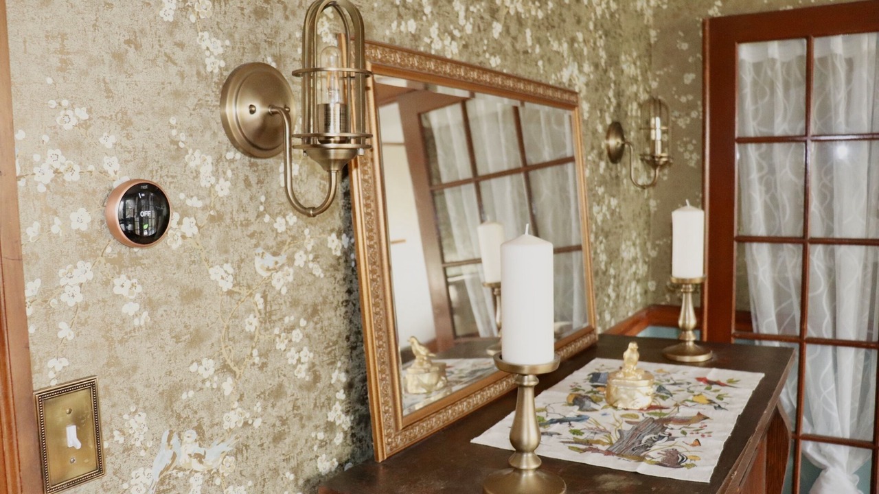 Photo of Others in Oak Square