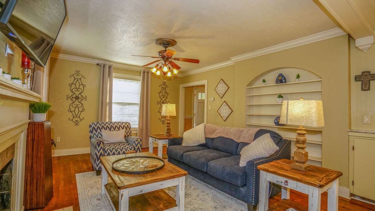 Photo of Livingroom in Marshall