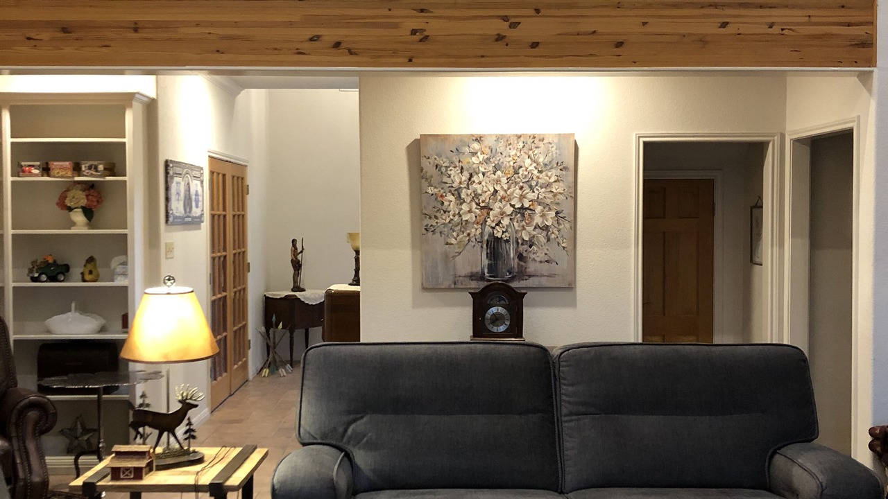 Photo of Livingroom in Livingston
