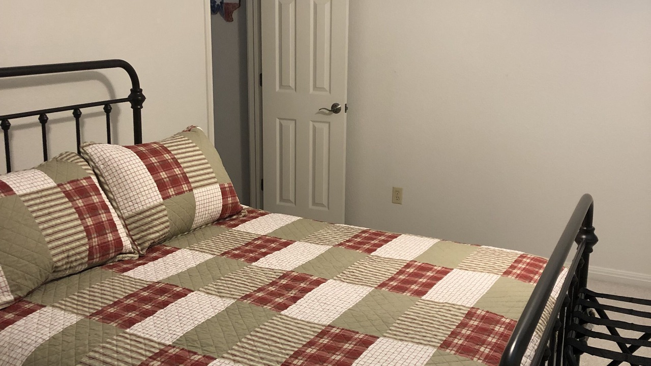 Photo of Bedroom in Livingston