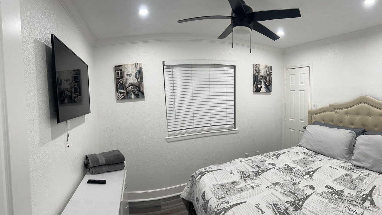 Photo of Bedroom in Humble