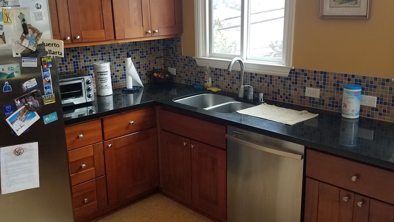 Photo of Kitchen in University Mound