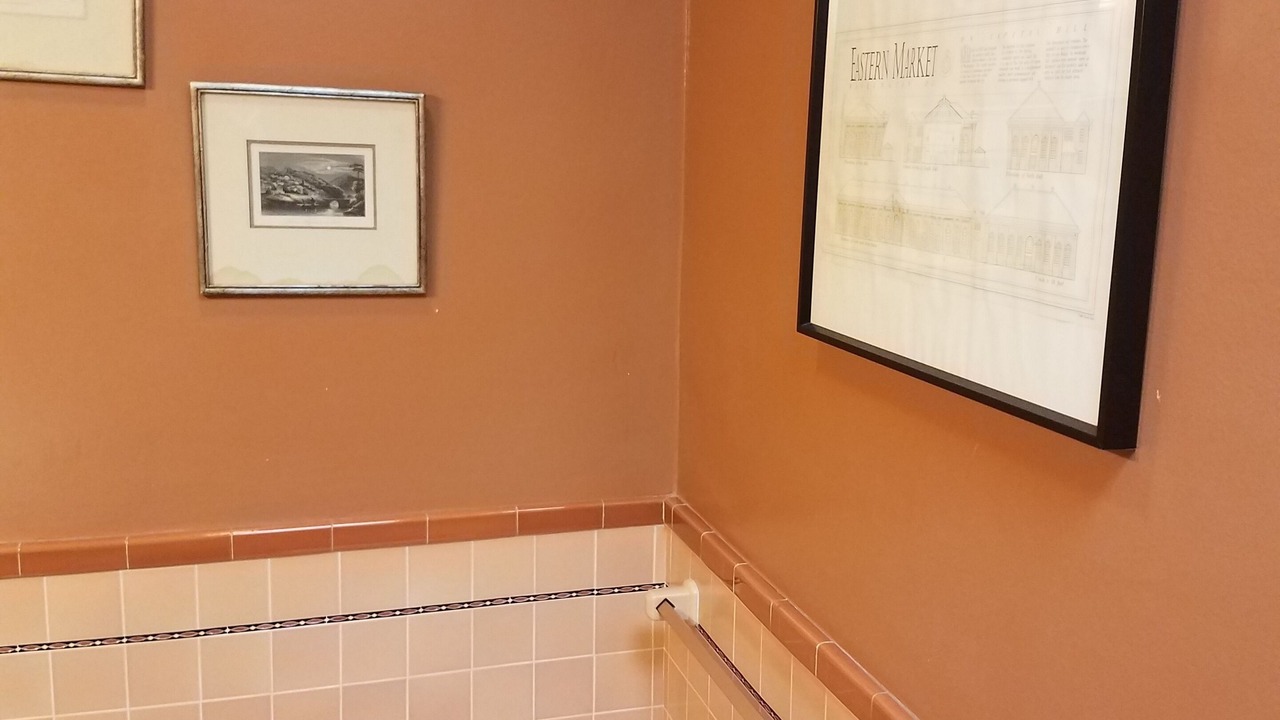 Photo of Bathroom in University Mound