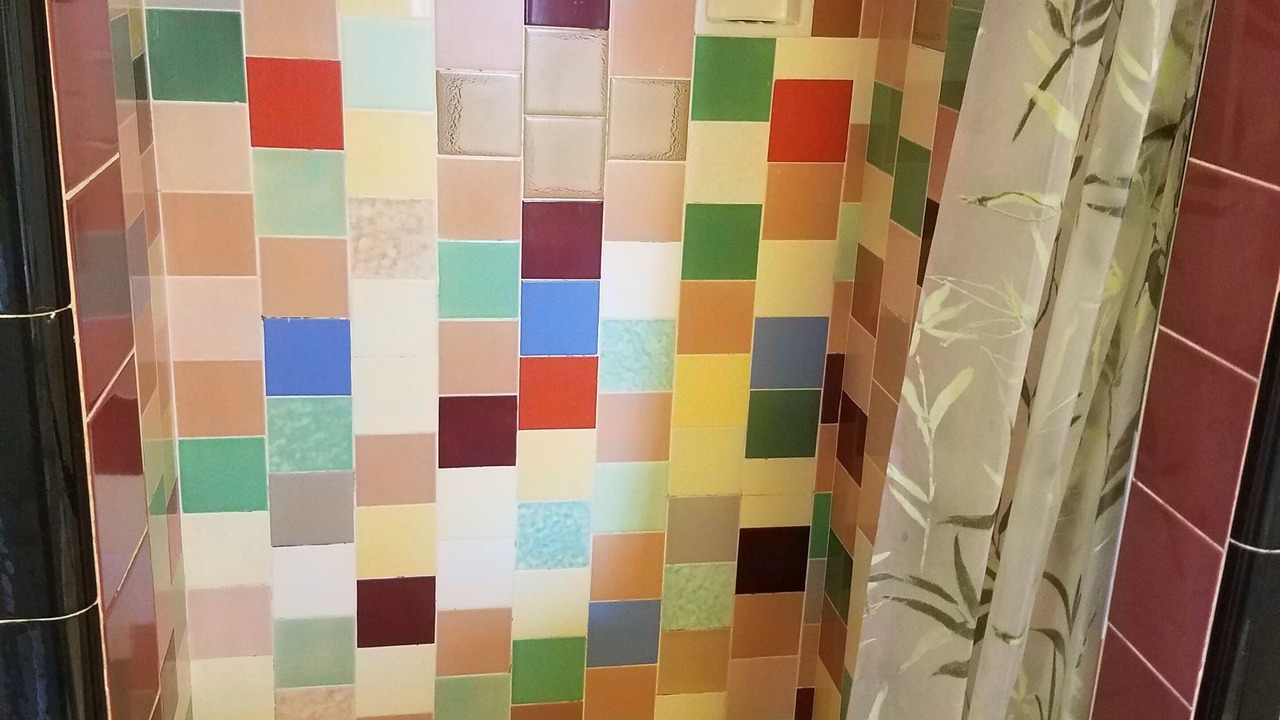 Photo of Bathroom in University Mound