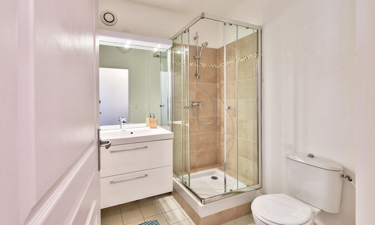 Photo of Bathroom in Saint-Denis