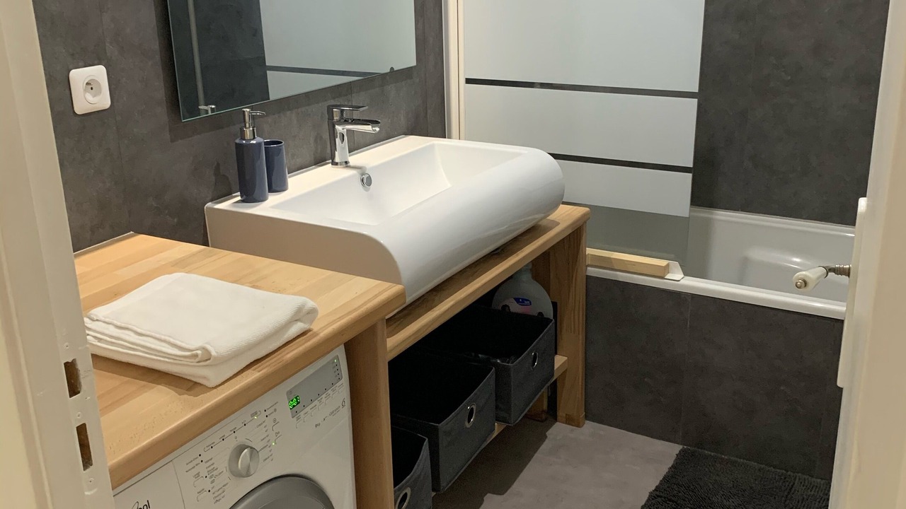 Photo of Bathroom in Angers