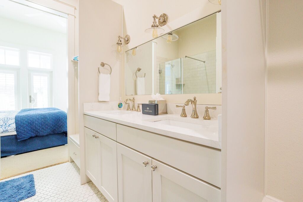 Photo of Bathroom in Cinnamon Shore