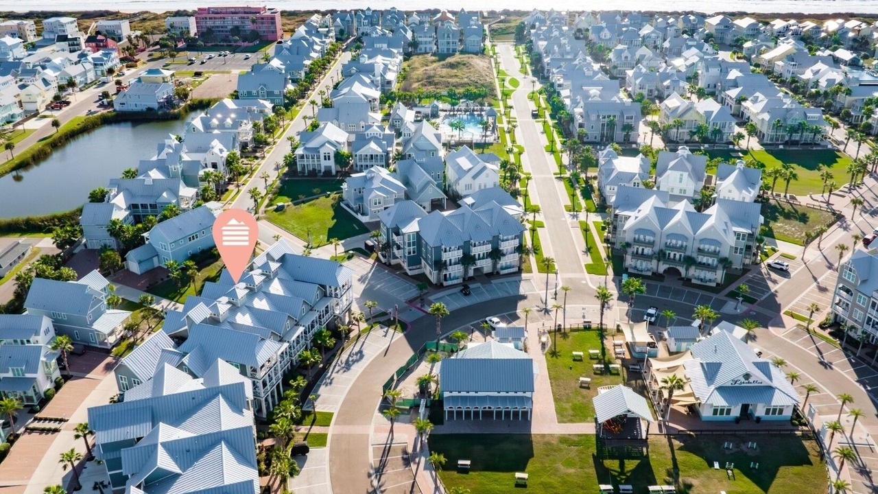 Photo of Others in Cinnamon Shore