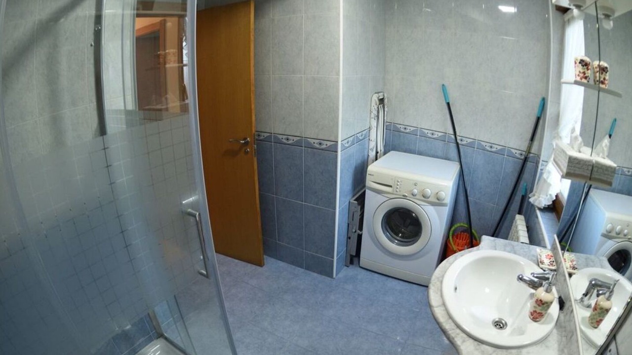Photo of Bathroom in Mogro