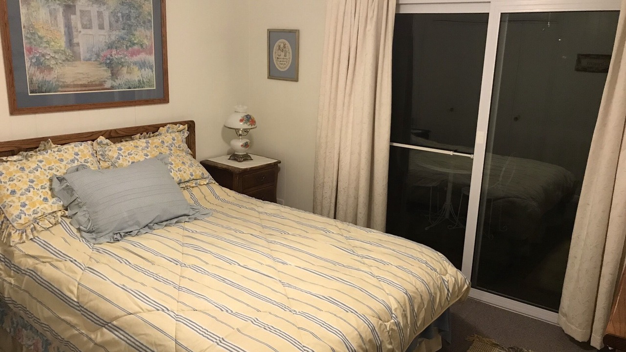 Photo of Bedroom in Cherokee Village