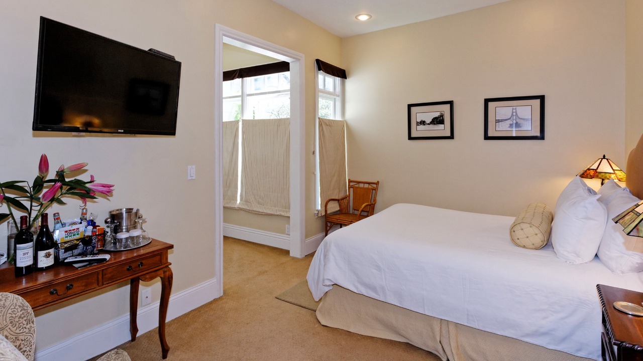 Photo of Bedroom in Sausalito