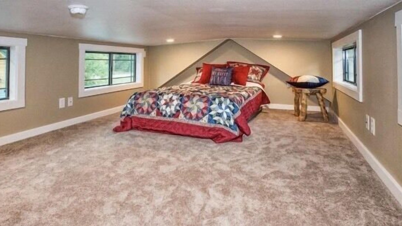 Photo of Bedroom in Cleveland