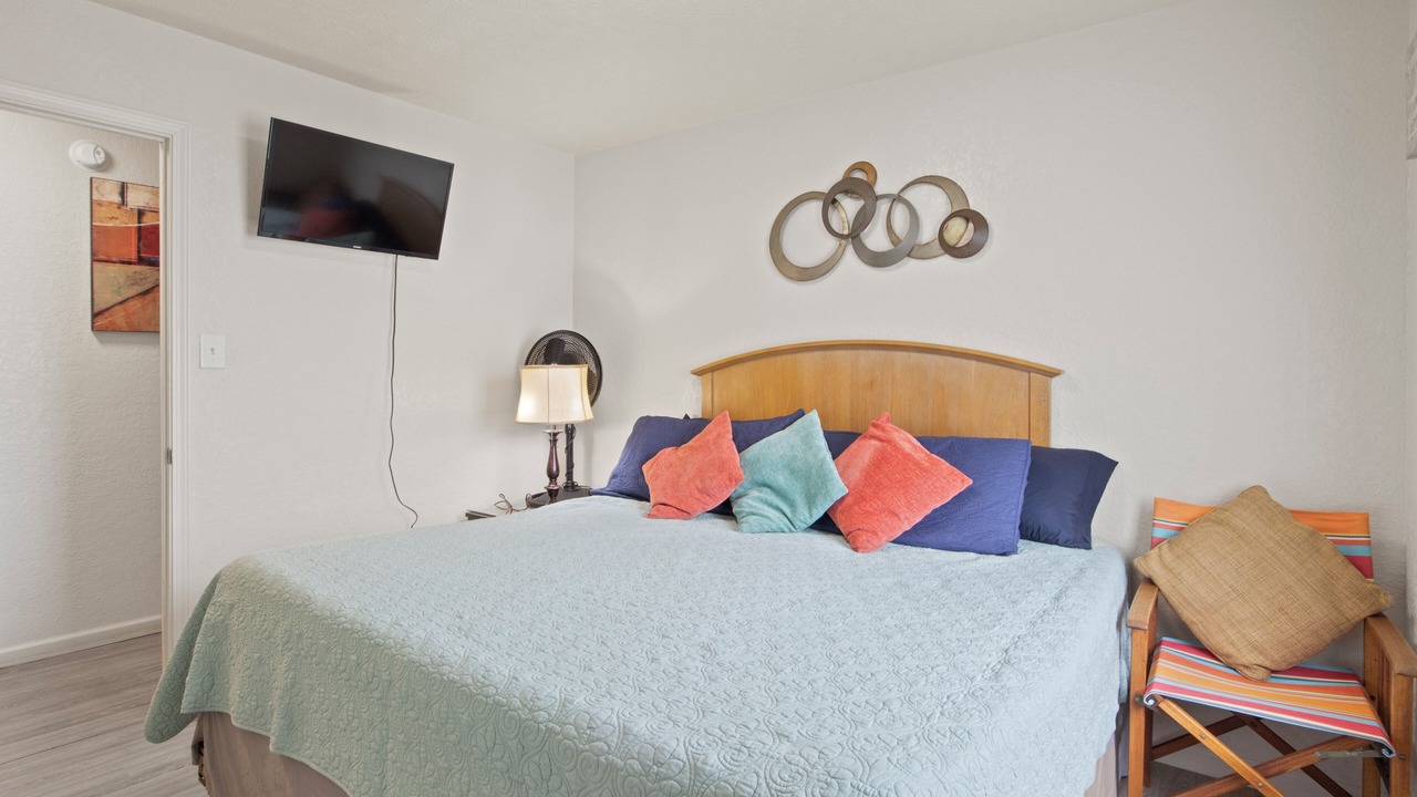 Photo of Bedroom in Karns