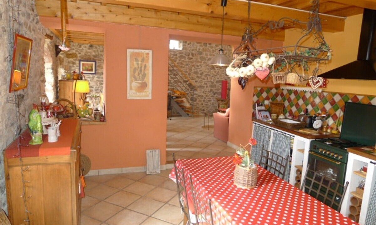 Photo of Others in Octon