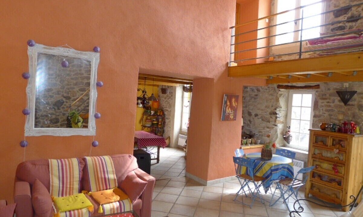 Photo of Others in Octon