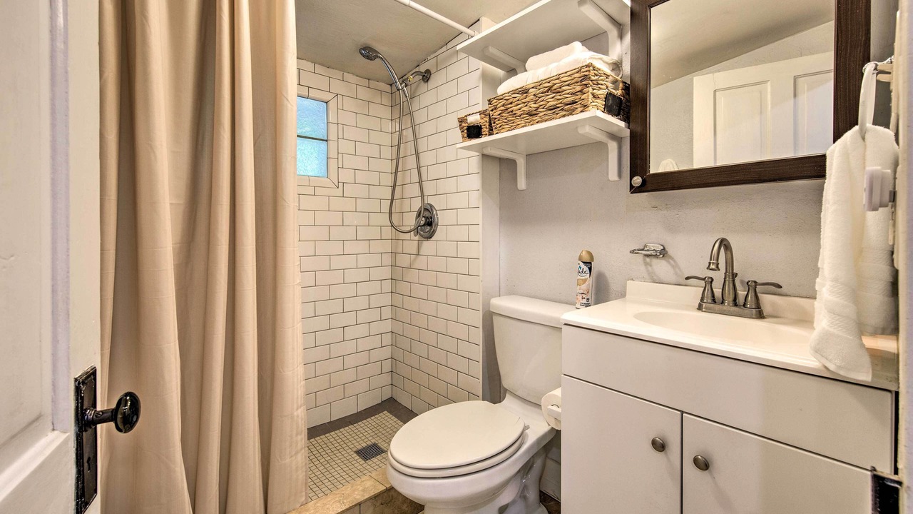 Photo of Bathroom in Blanco