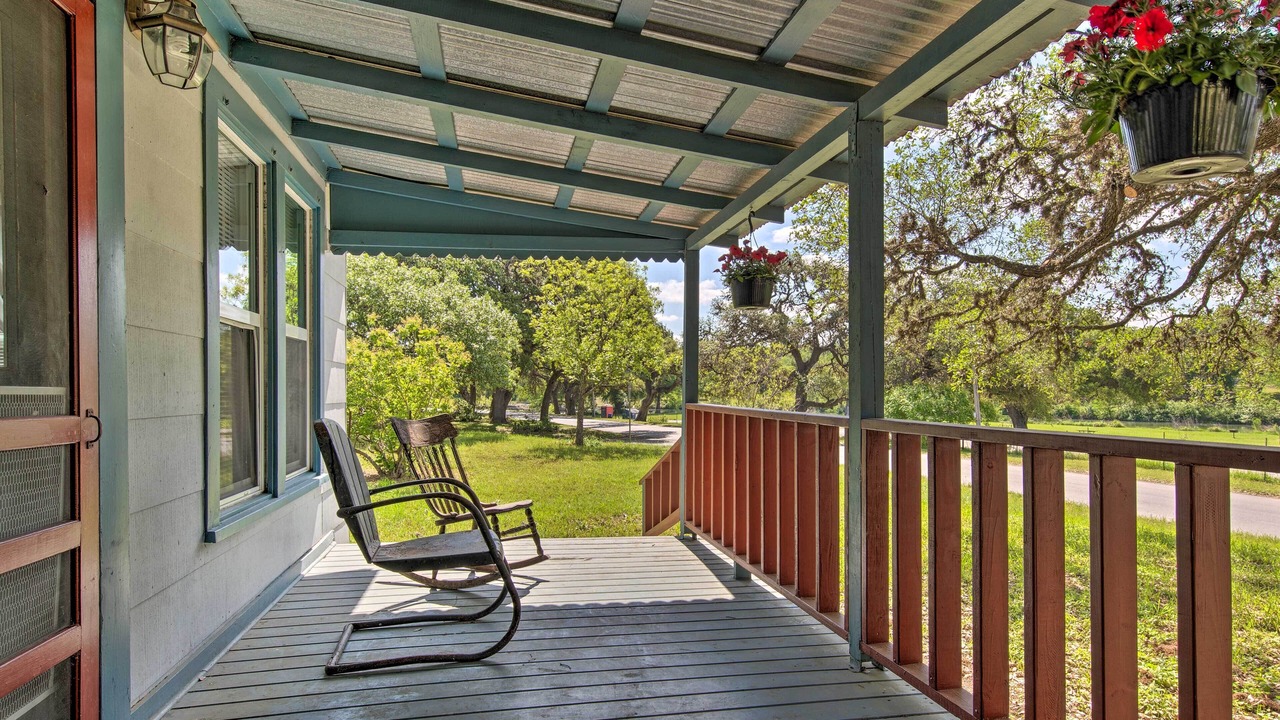 Photo of Patio Balcony in Blanco