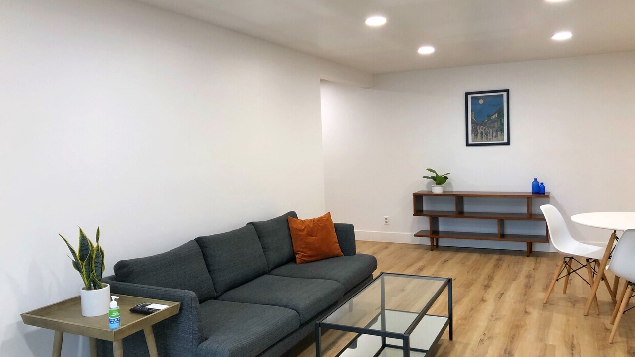 Photo of Livingroom in Victory Heights