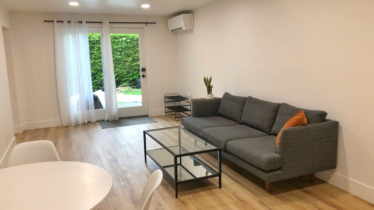 Photo of Livingroom in Victory Heights