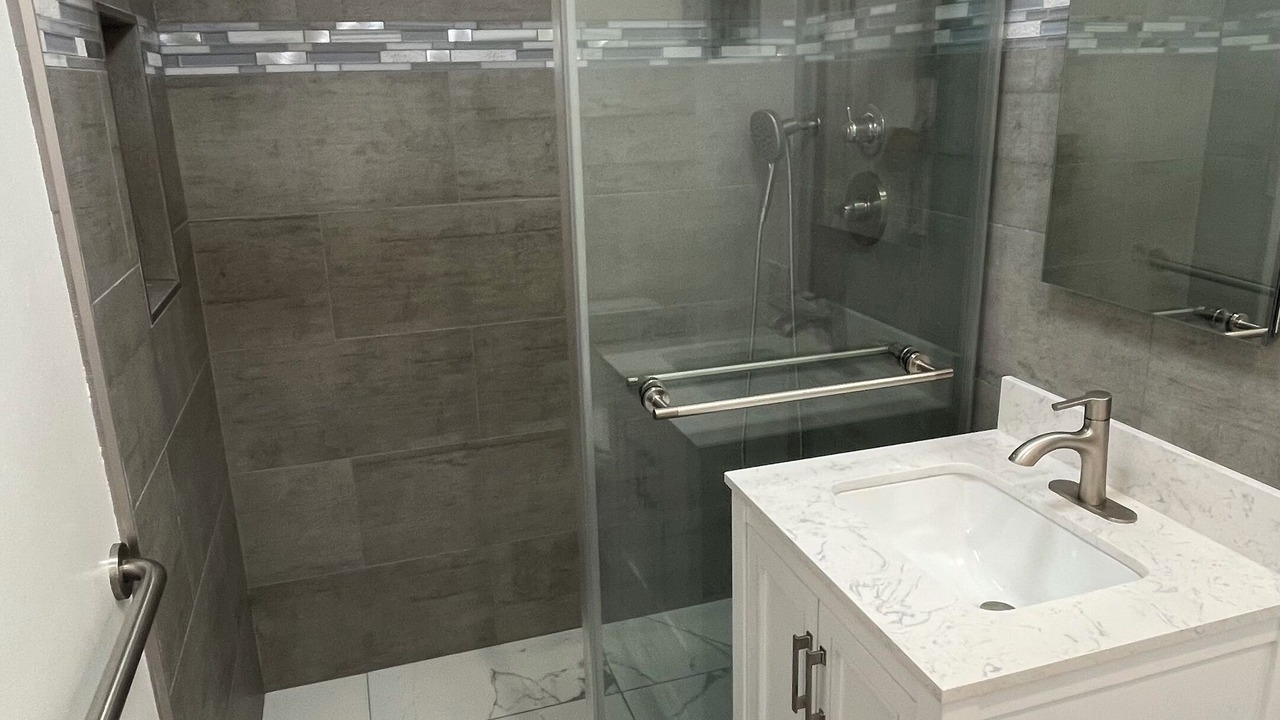 Photo of Bathroom in Silver Lake